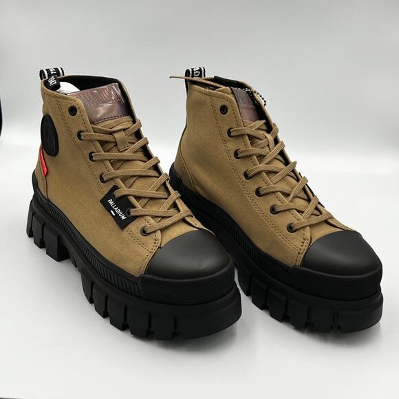 New With Box - Palladium Revolt Hi Tx Boots in Olive/Brown Women Size 6 - Picture 1 of 9